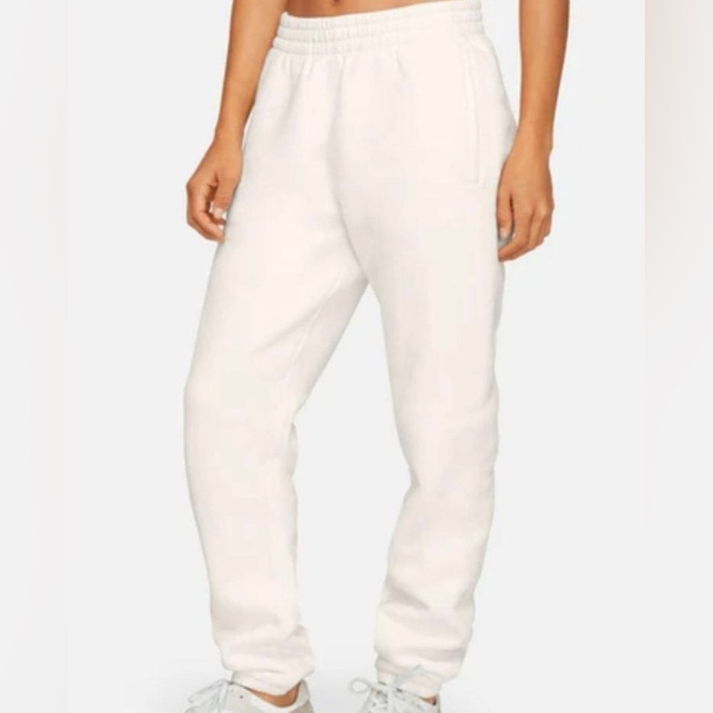 NWT: Outdoor Voices Joggers - XS